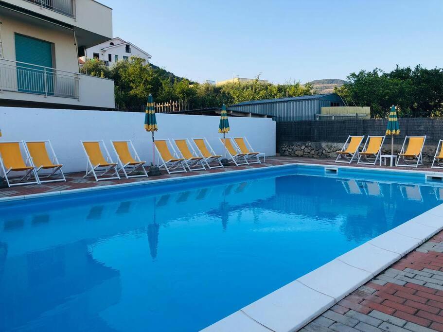 Pietra Ligure - Essential With Swimming Pool Apartment ภายนอก รูปภาพ