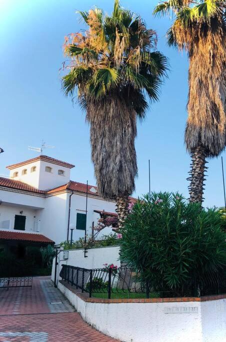 Pietra Ligure - Essential With Swimming Pool Apartment ภายนอก รูปภาพ